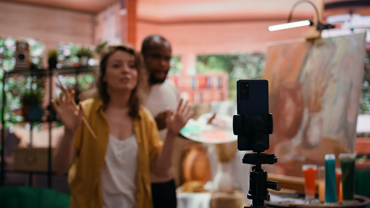 TikTok Sounds und Trends nutzen: Wie Brands viral gehen ohne peinlich zu wirken